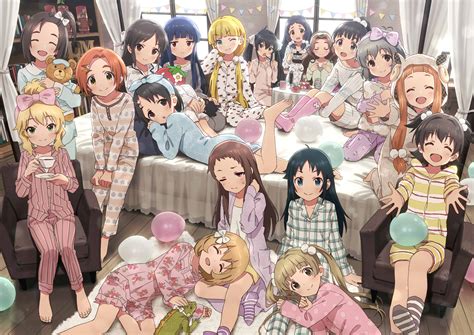 Idol Sister Episode 1. Platinum Kiss is an idol group of 3 beautiful young girls: Takano Ayaka, Kamii Maki, and Ooizumi Maina. Ayaka’s older brother is the group’s manager. He’s a naughty storyteller! When he lost his toothpick to a big live event, however, they all felt really uncomfortable. By the time we find him, less than an hour ... 